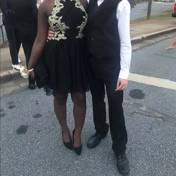 Gold and black dress - Picture 3 of 4